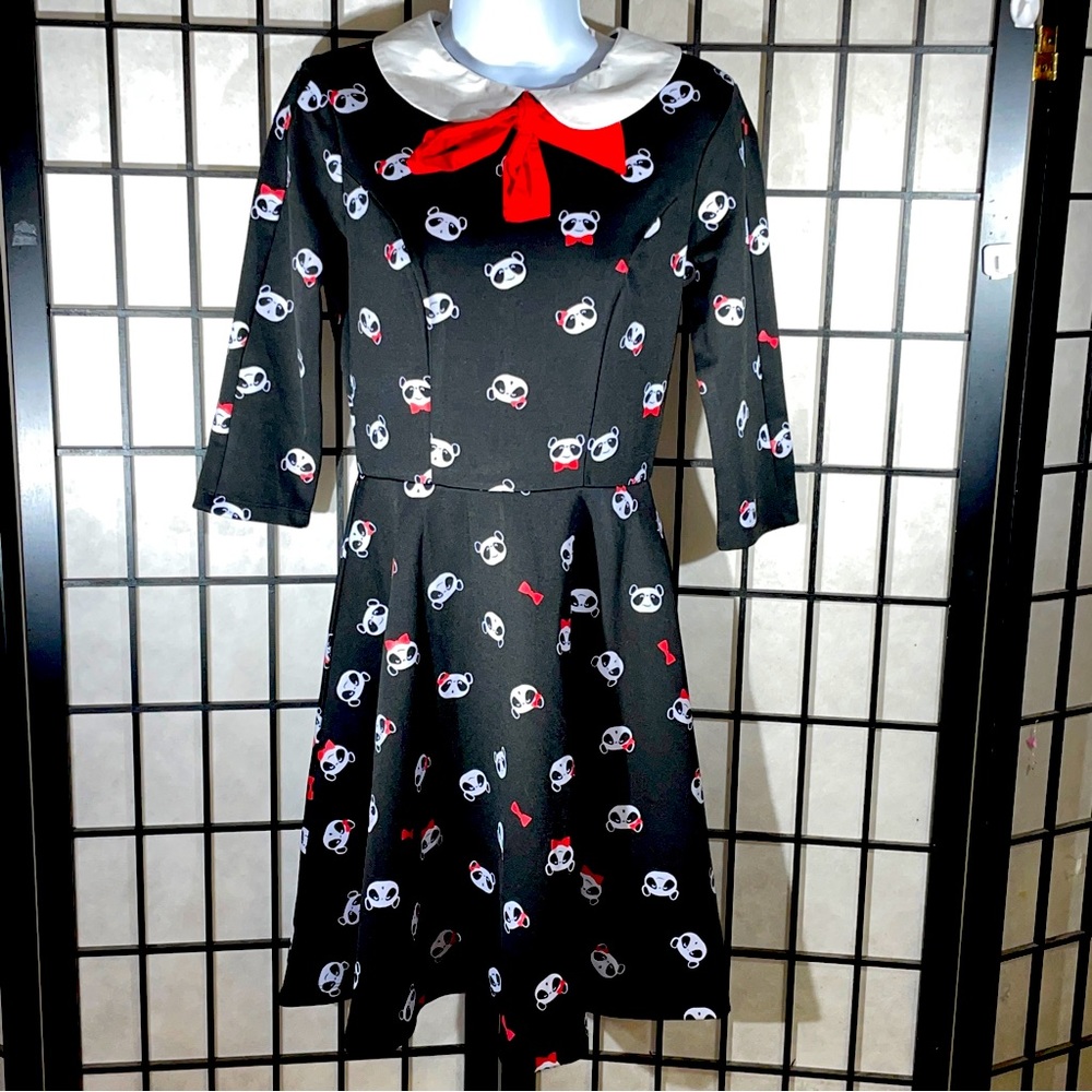 Unique Vintage ladies dress size Medium 6/8